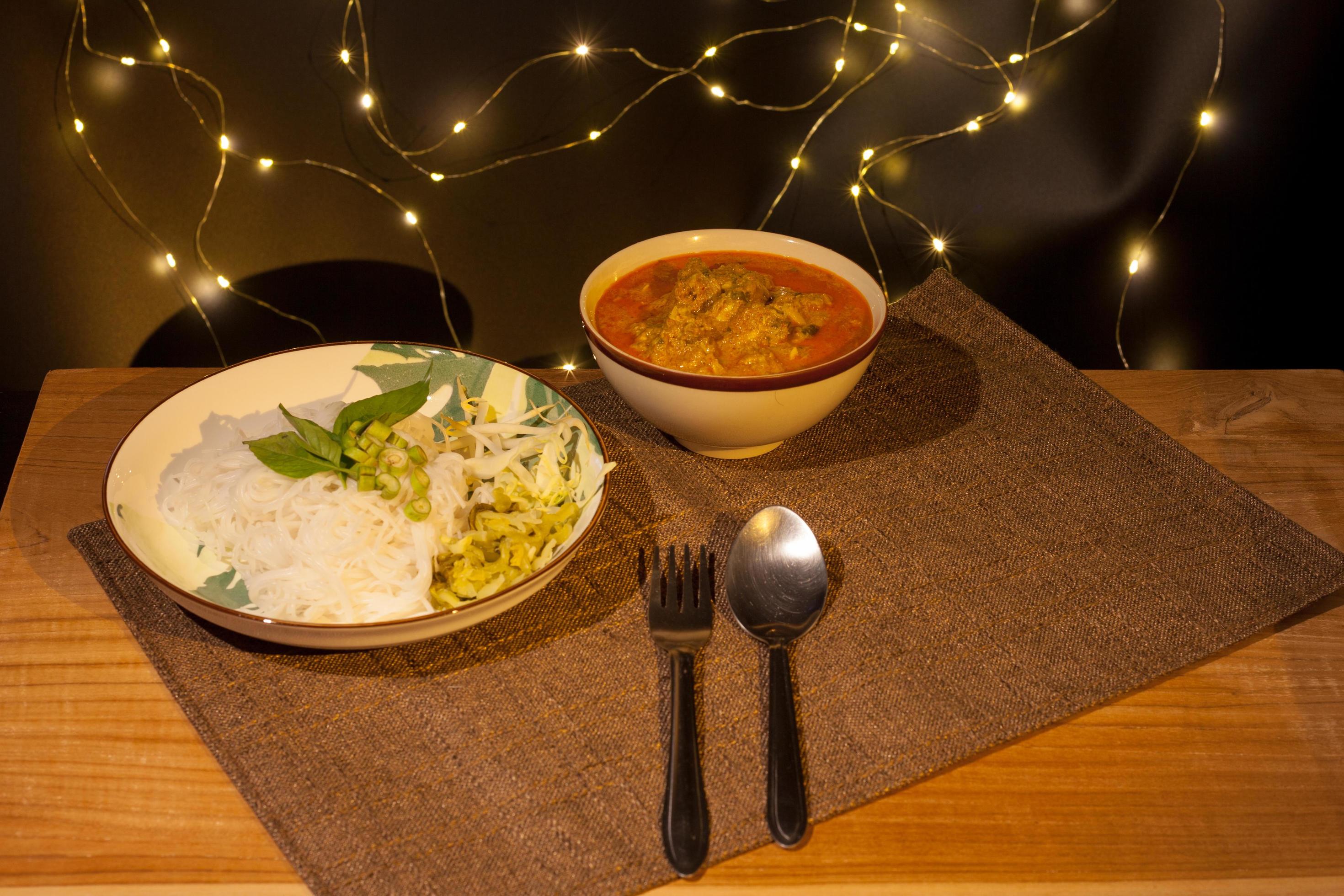 Thai food Crabmeat Curry with Fermented Rice Noodle Stock Free