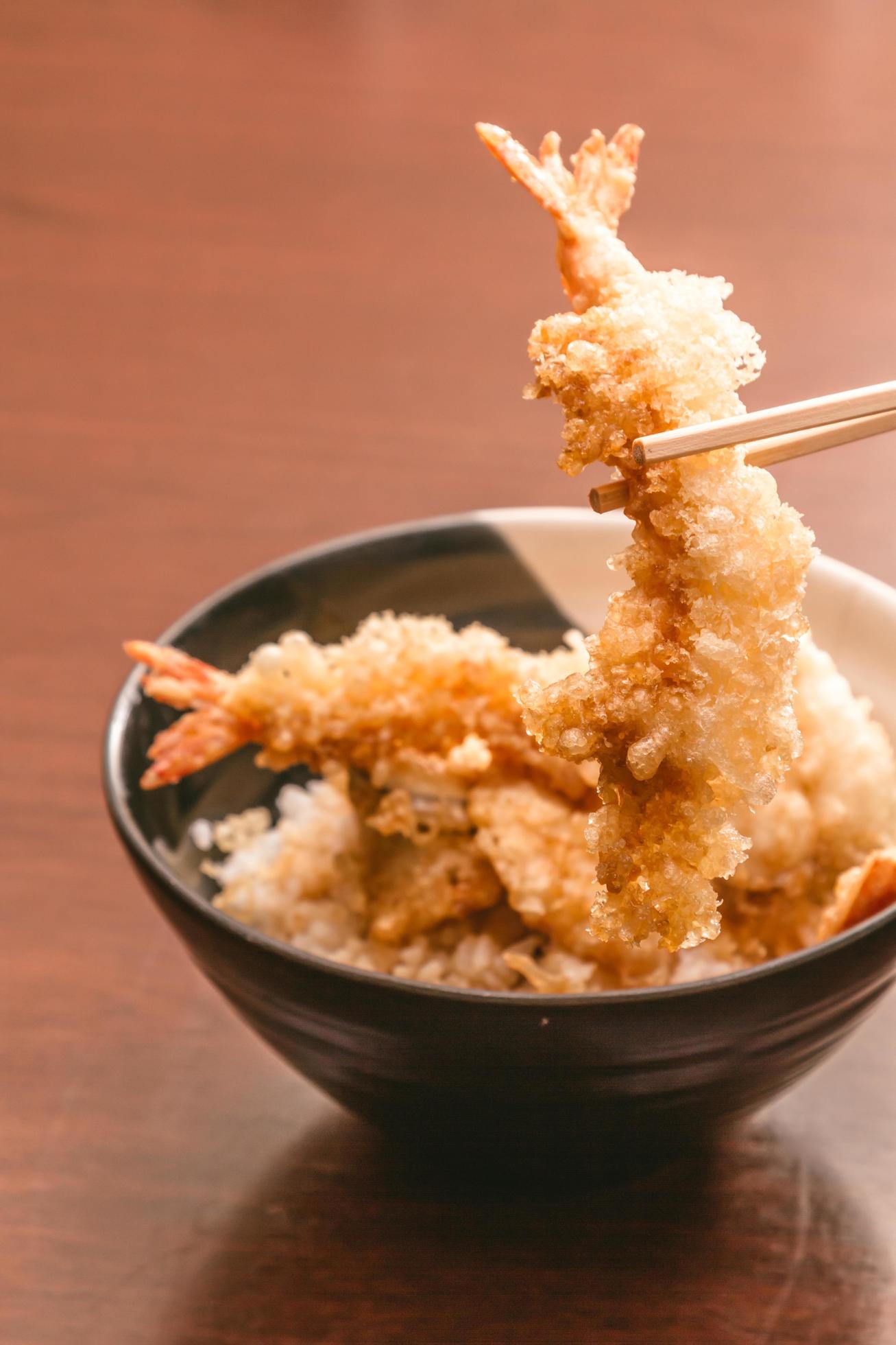 Tempura with rice in a bowl, Japanese food Stock Free