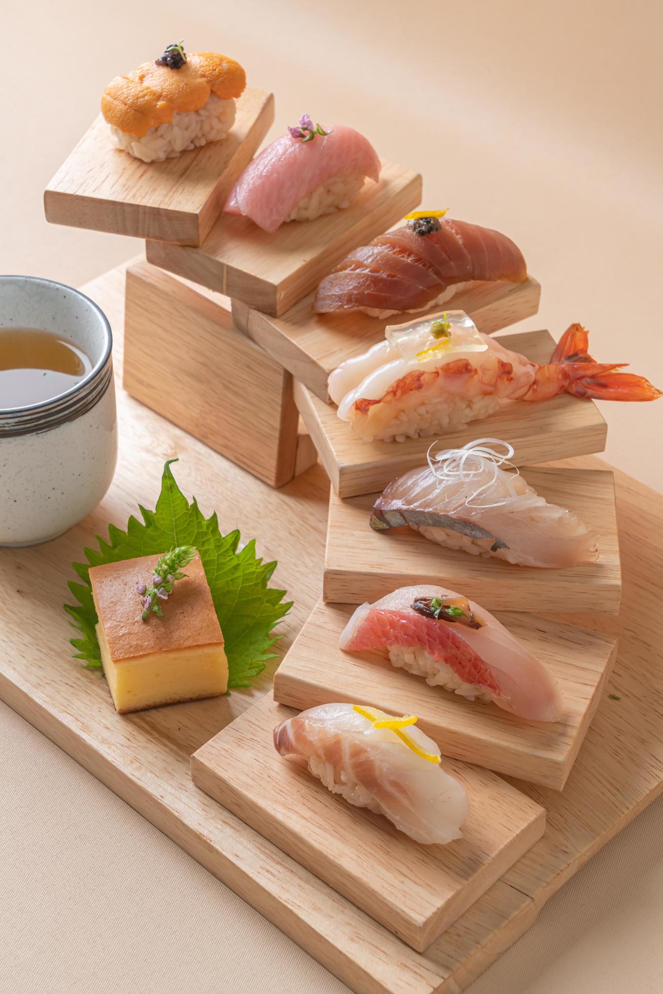 Omakase sushi premium set – Japanese food style Stock Free