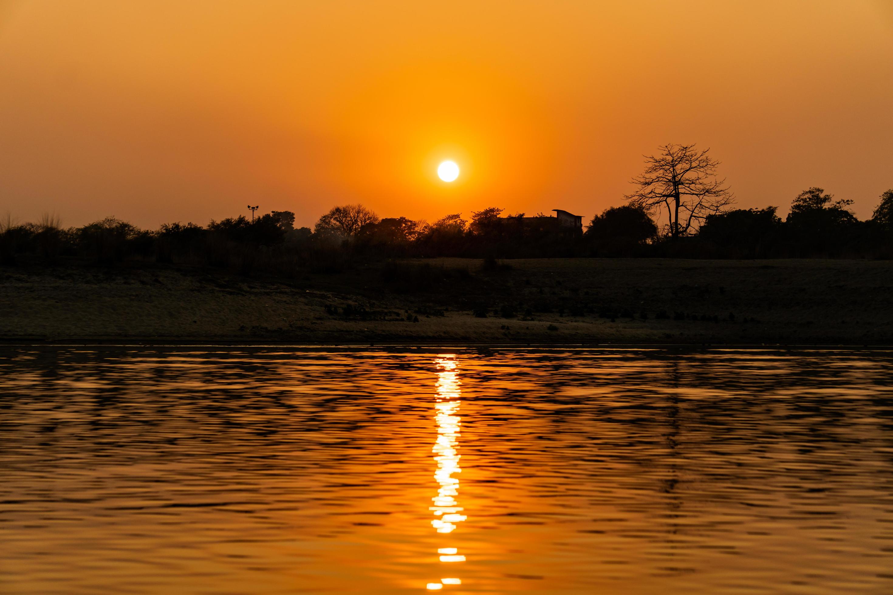 End of the afternoon, Nature, Landscape photo of a river at sunset Stock Free