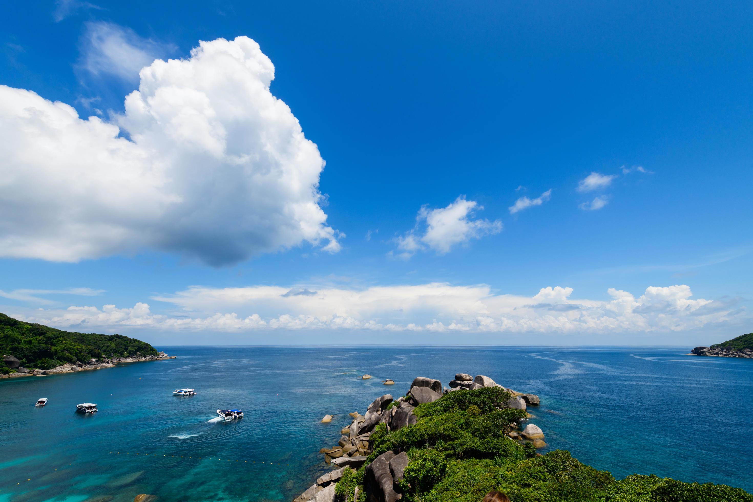 Panoramic view of Koh.8 Similan Island with white cloud and blue sky, Stock Free