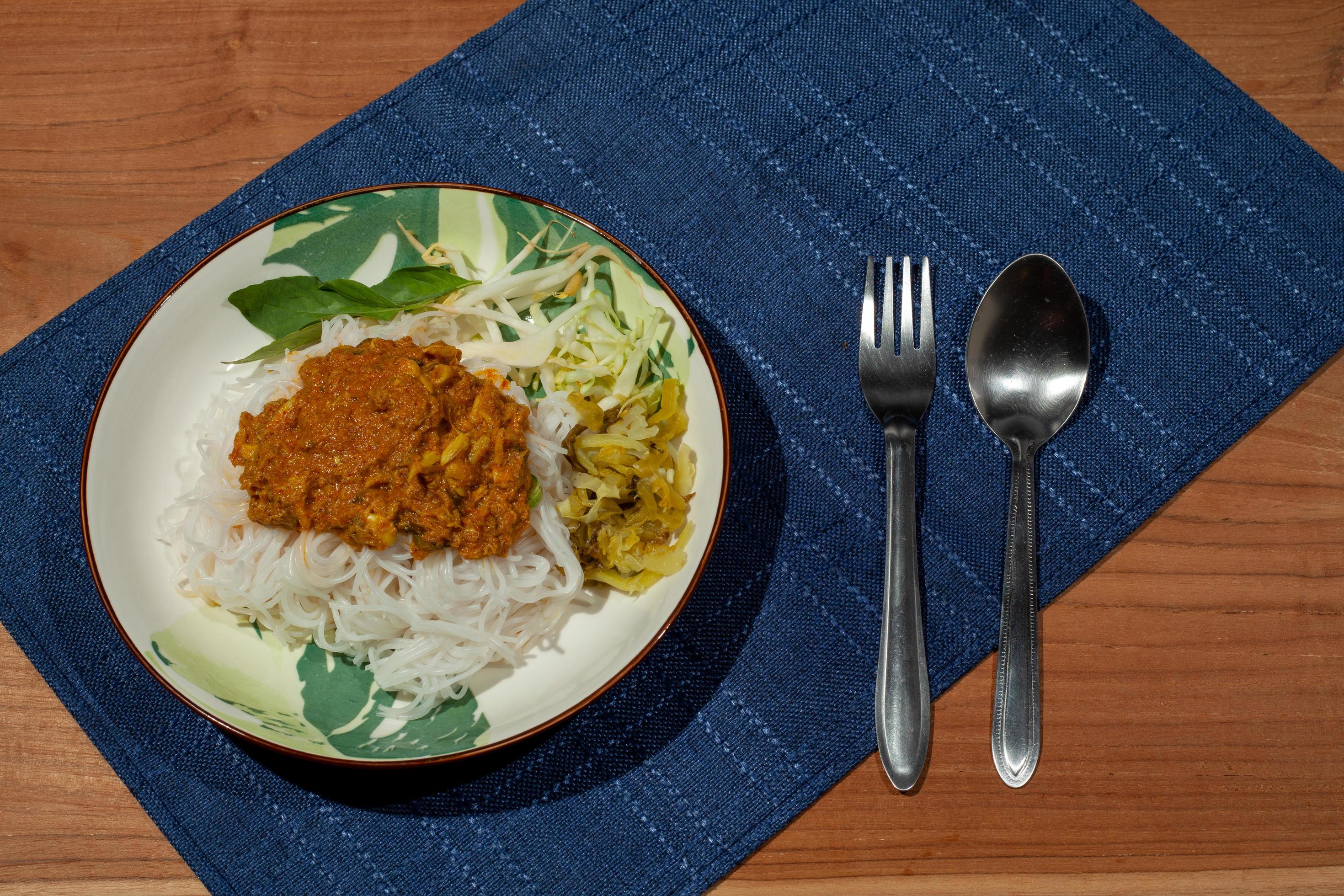 Thai food Crabmeat Curry with Fermented Rice Noodle Stock Free