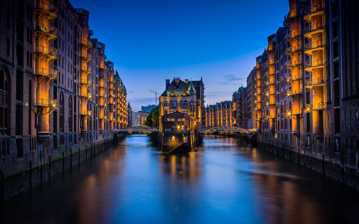 Hamburg Germany Canal Night Time Romantic Sunset Stock Free