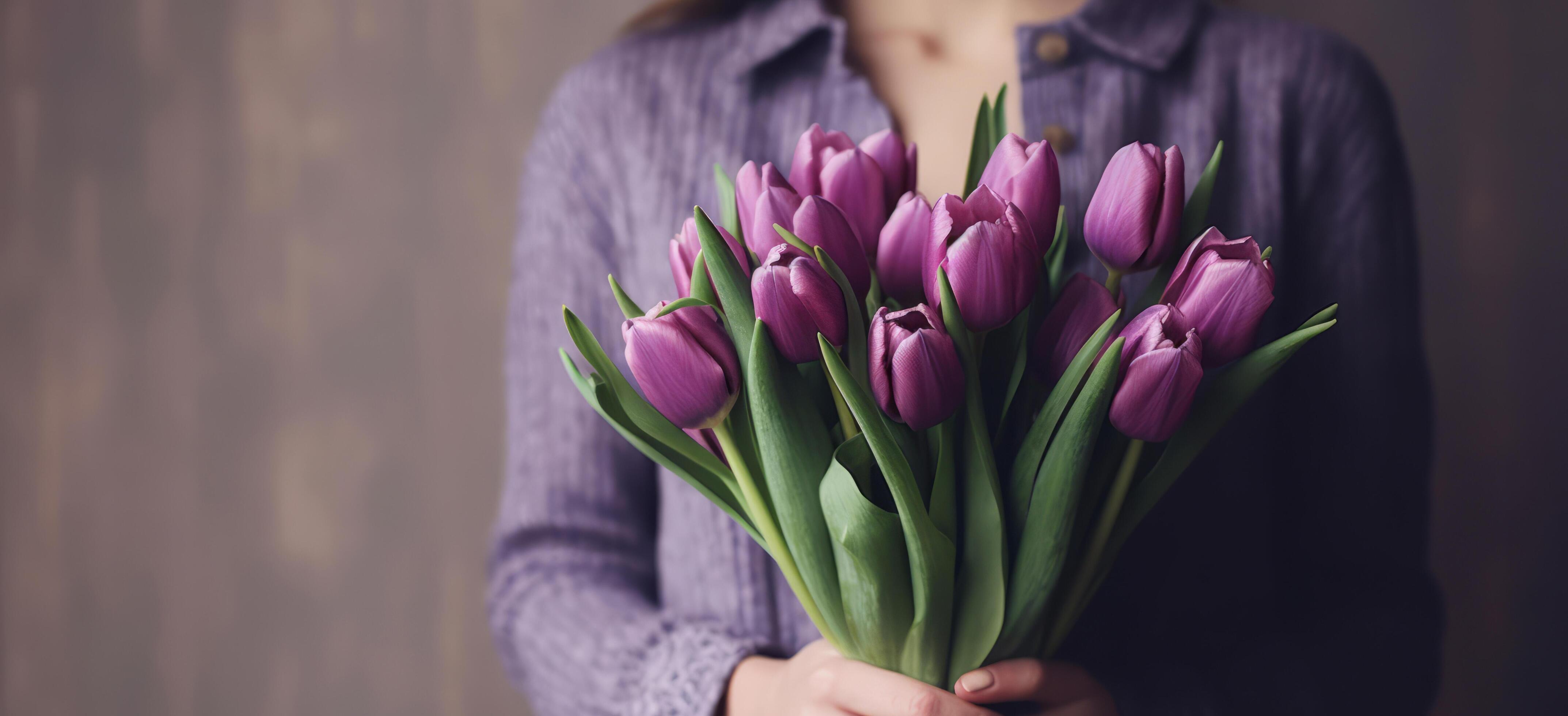 Violet tulip flowers bouquet on hands. Illustration Stock Free