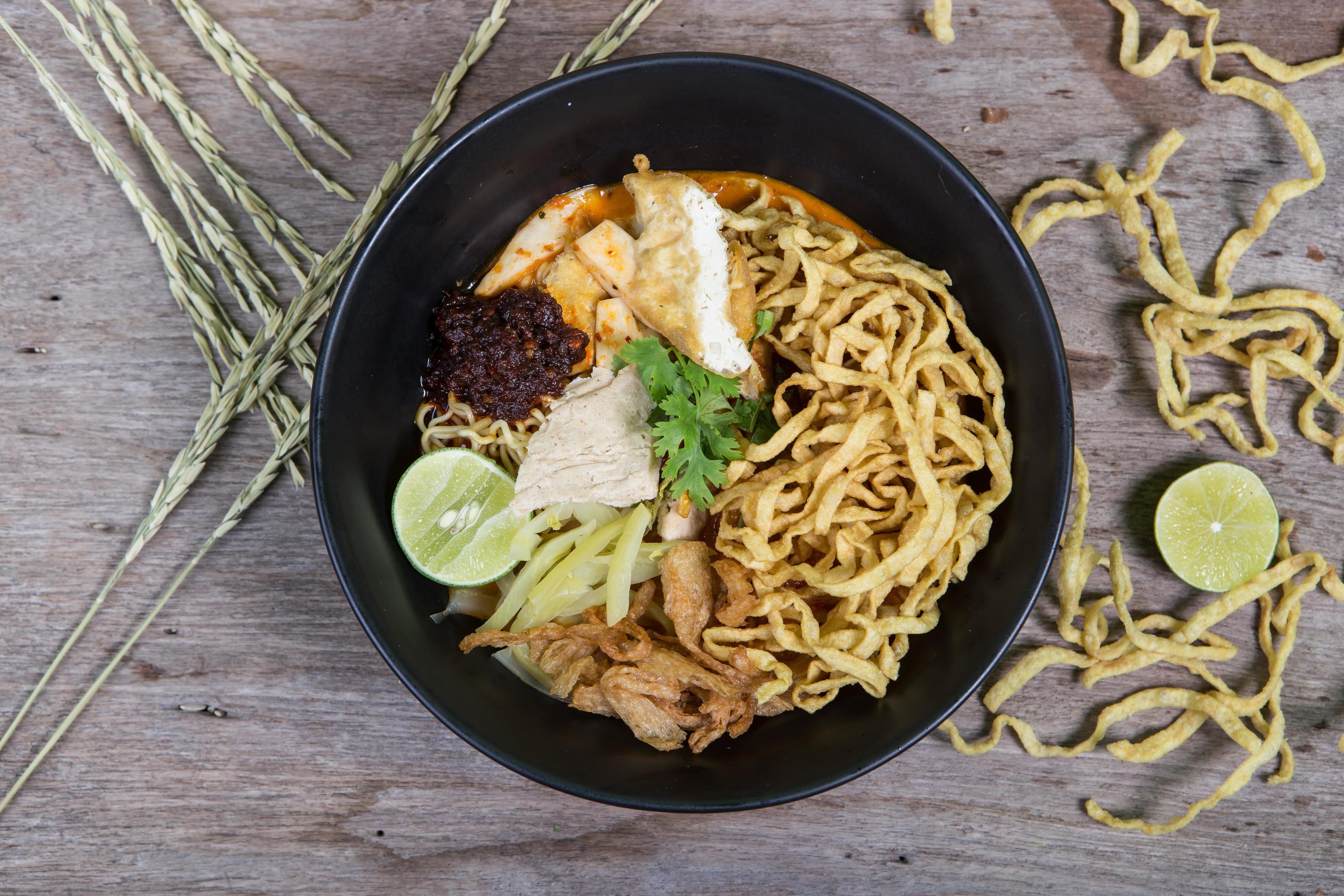 khao soi , curry noodles , thai food Stock Free