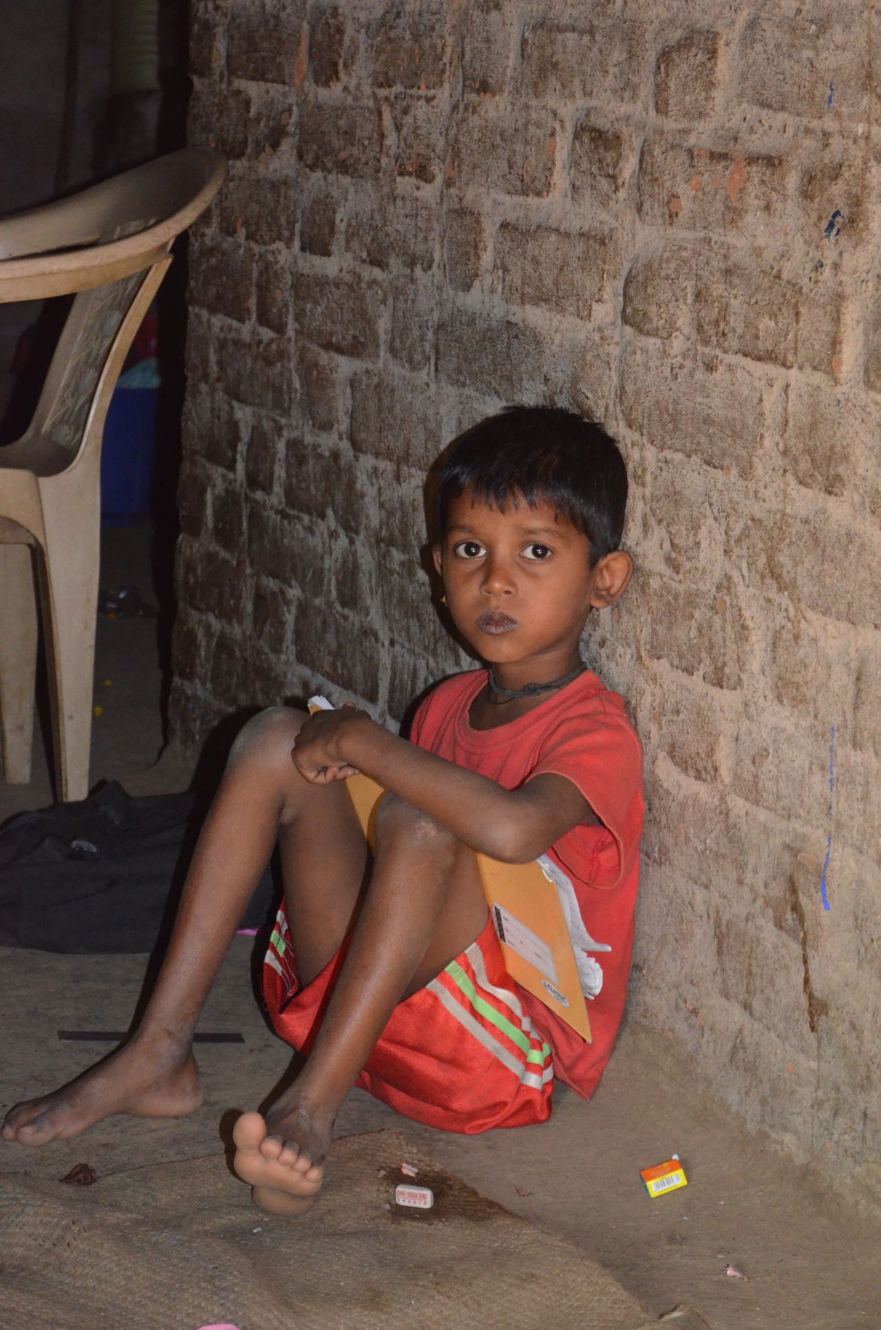 Child Reading Indian Stock Free