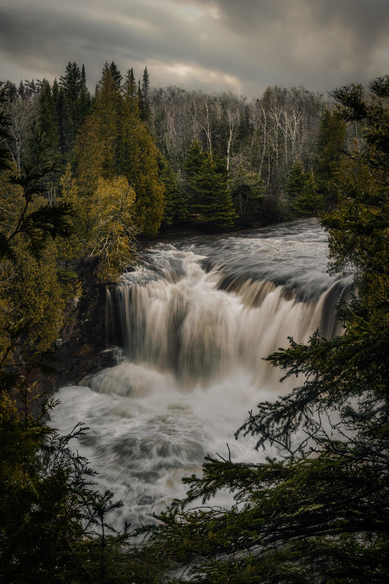 Looking down on the waterfall Stock Free