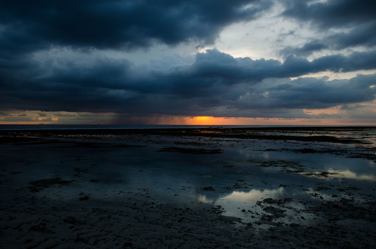 Rainy clouds at Gili Stock Free