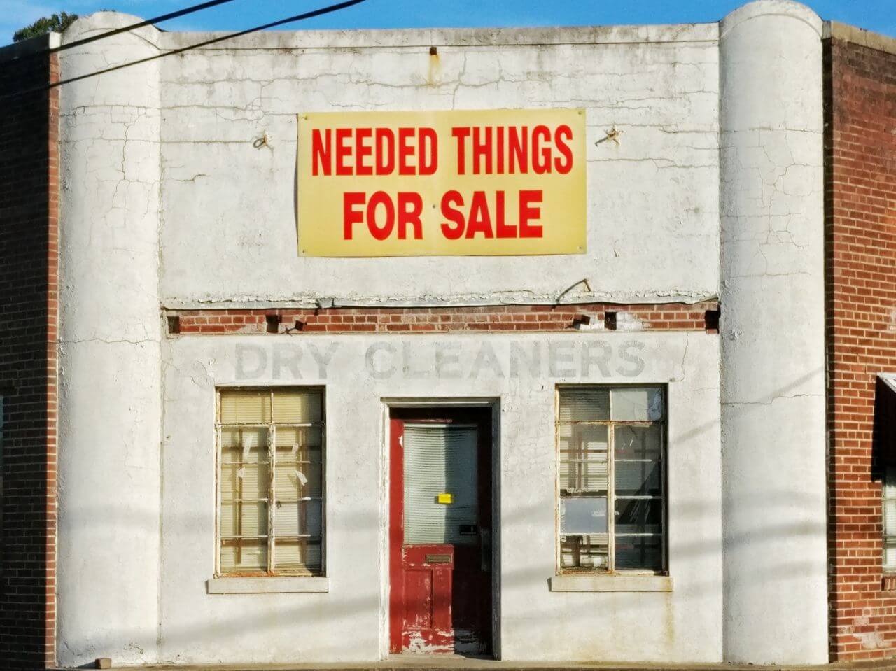 Need Things For Sale Sign Stock Free