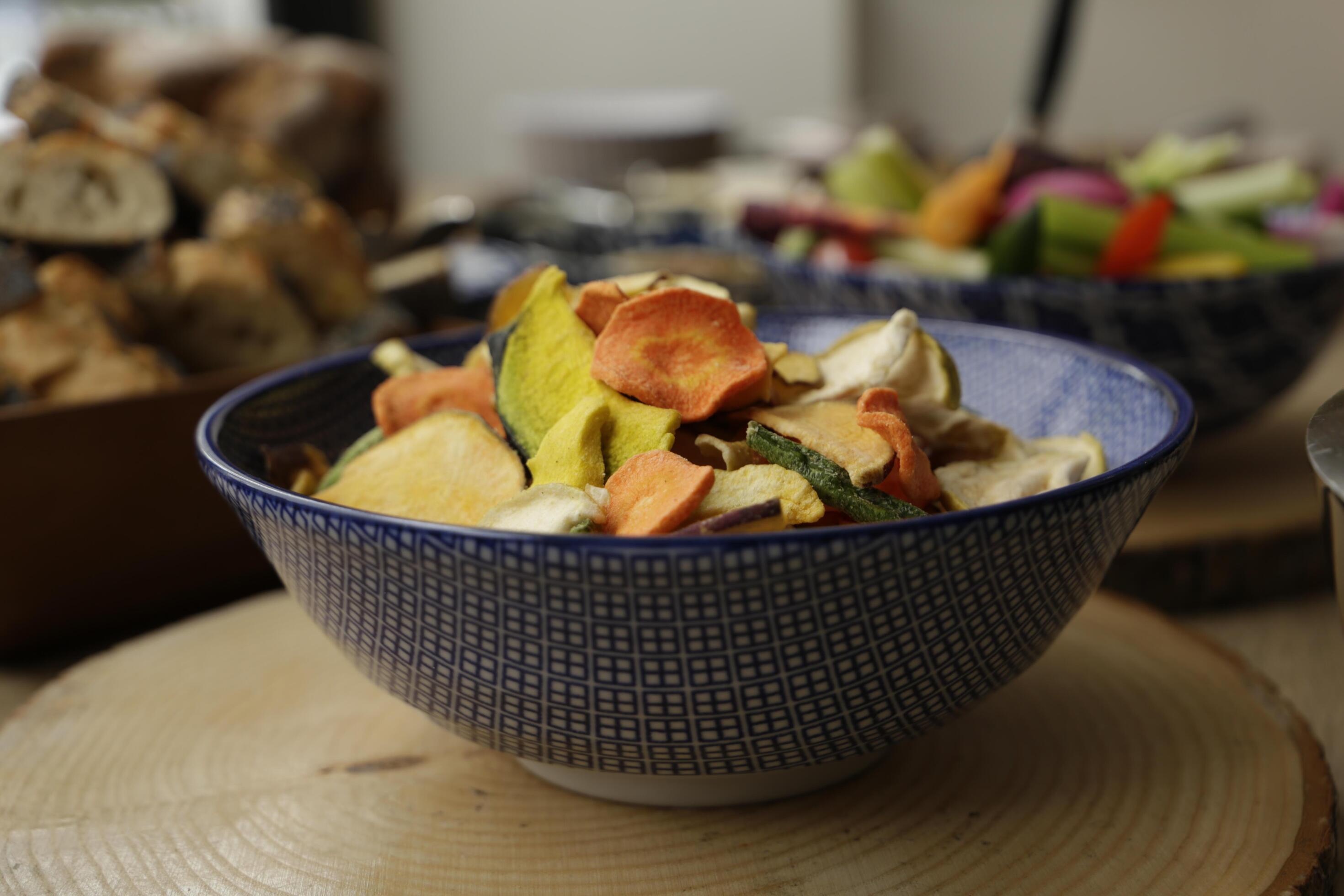 a bowl with crispy baked vegetables, healthy lifestyle Stock Free