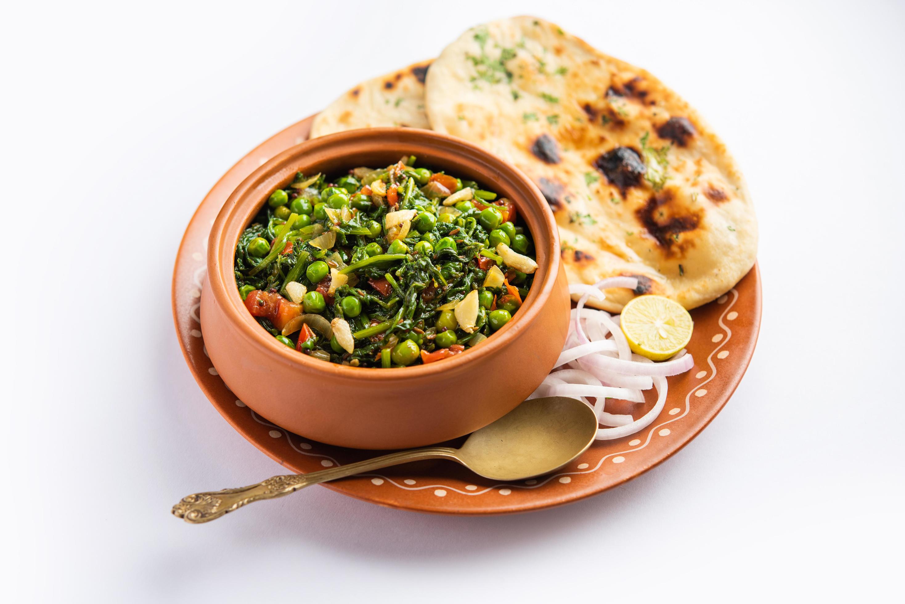 palak matar curry also known as spinach geen peas masala sabzi or sabji, indian food Stock Free