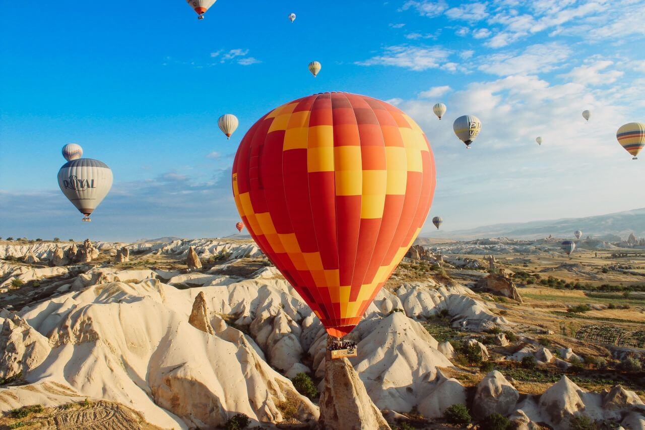 Hot Air Balloons Mountains Stock Free