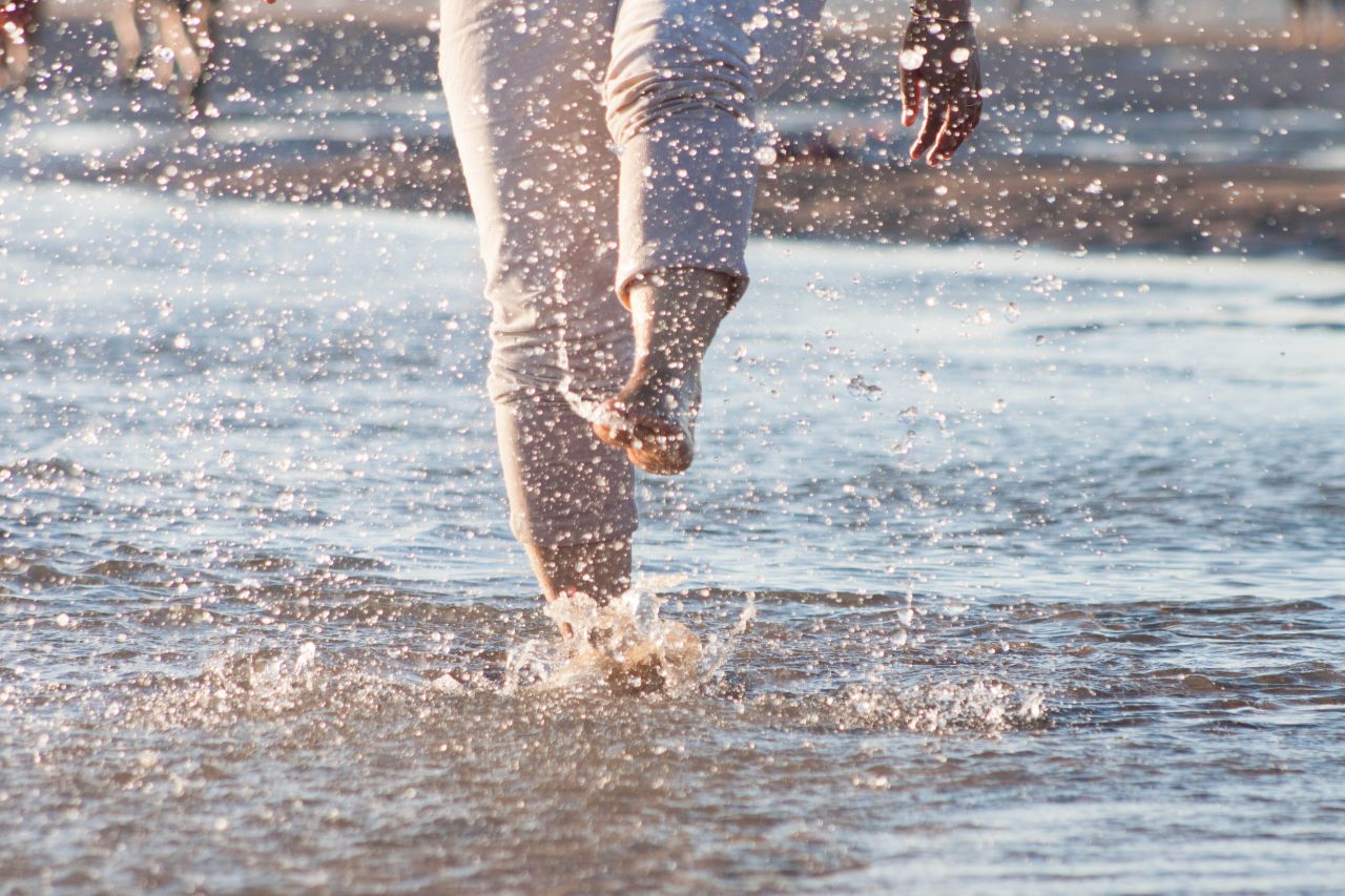 Playing In Sea Water Stock Free