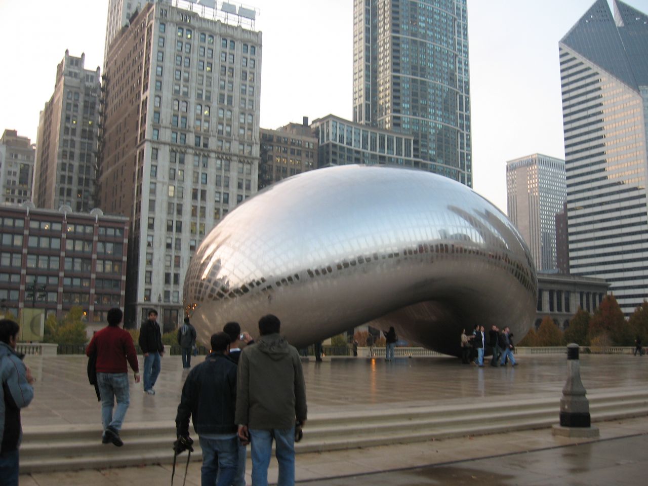 
									Cloud Gate Art Chicago Bean Stock Free