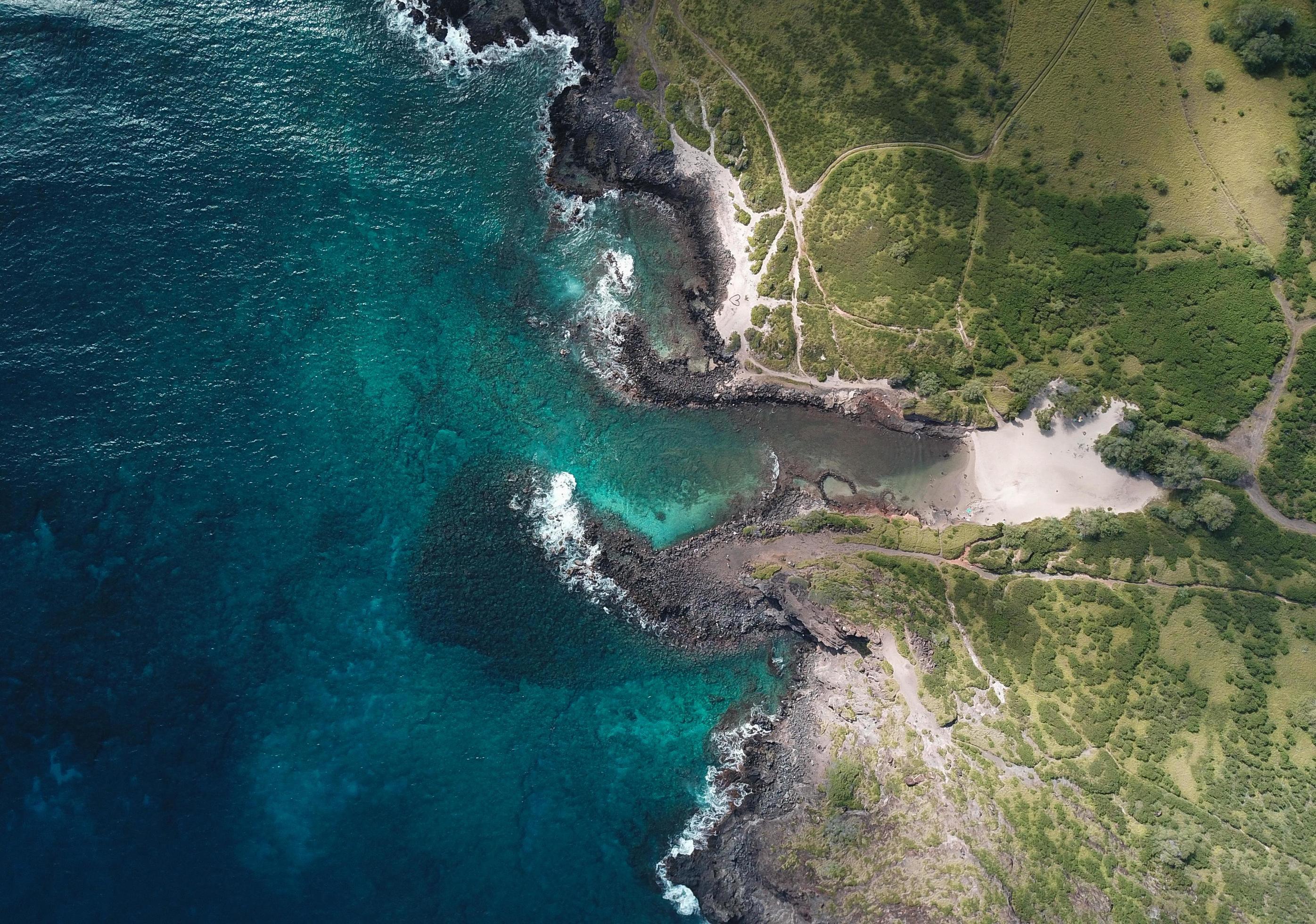 Aerial view of body of water Stock Free