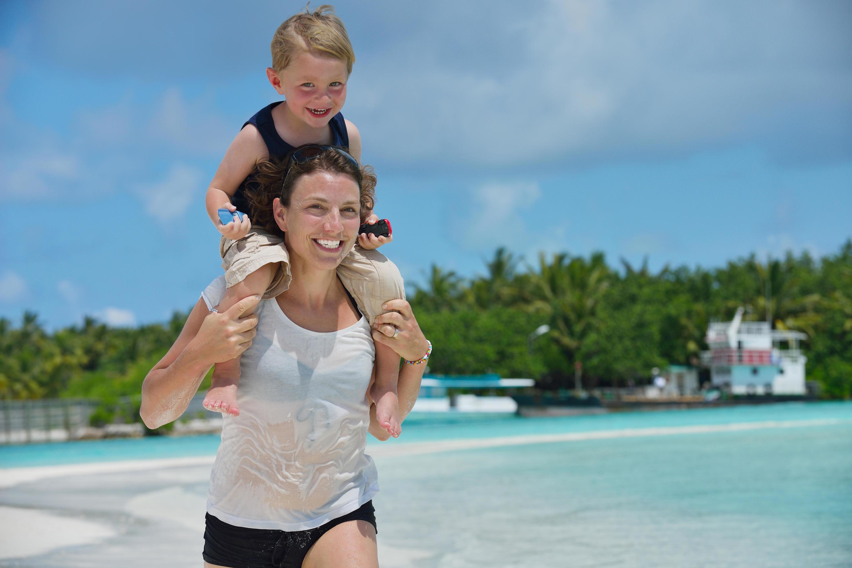 happy family on vacation Stock Free