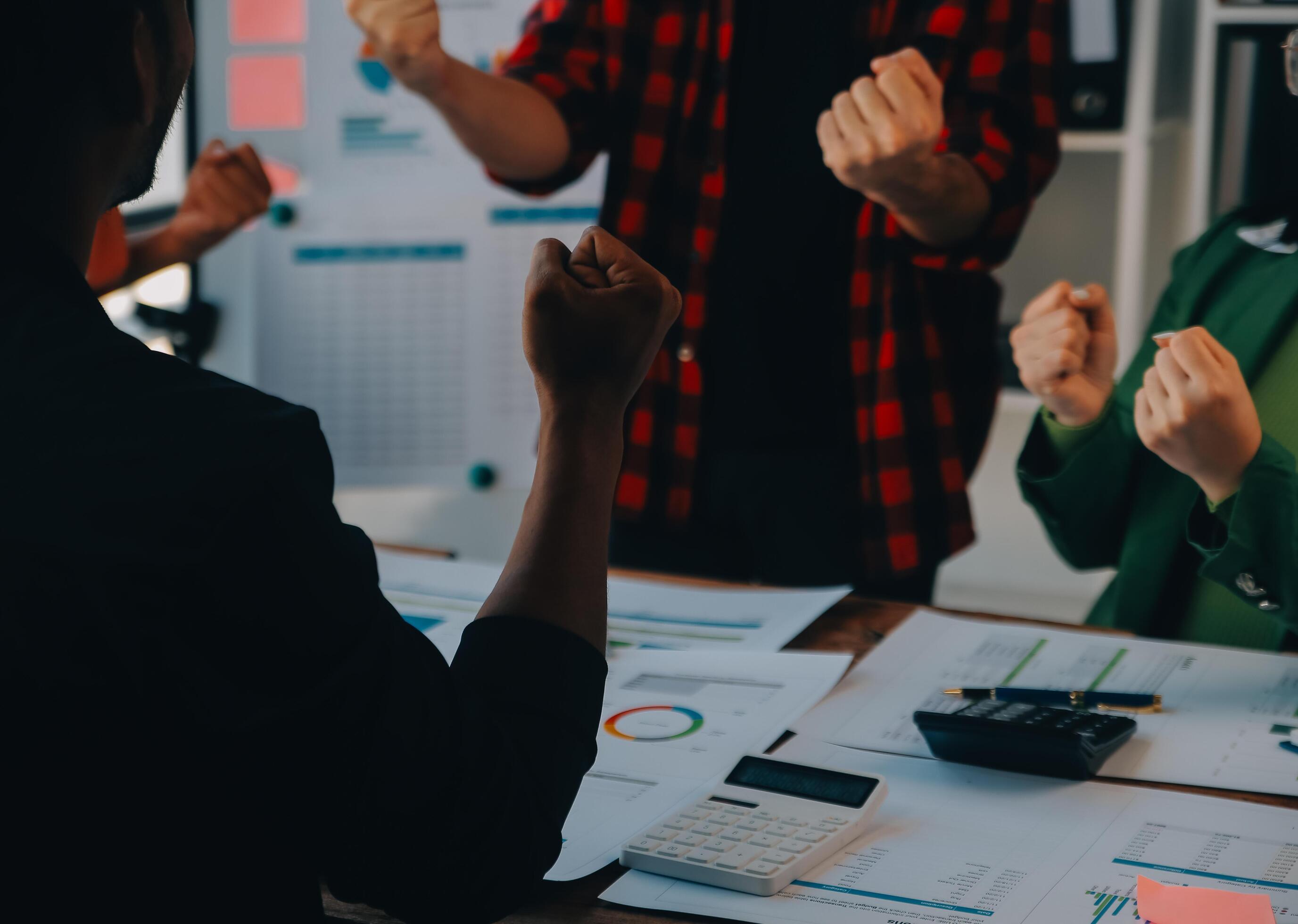 
									Cheerful business colleagues applauding in meeting at coworking office Stock Free