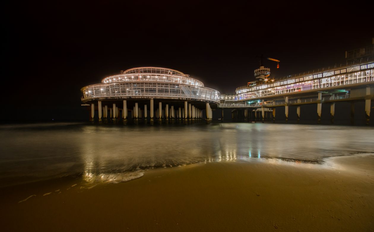 Scheveningen pier Stock Free