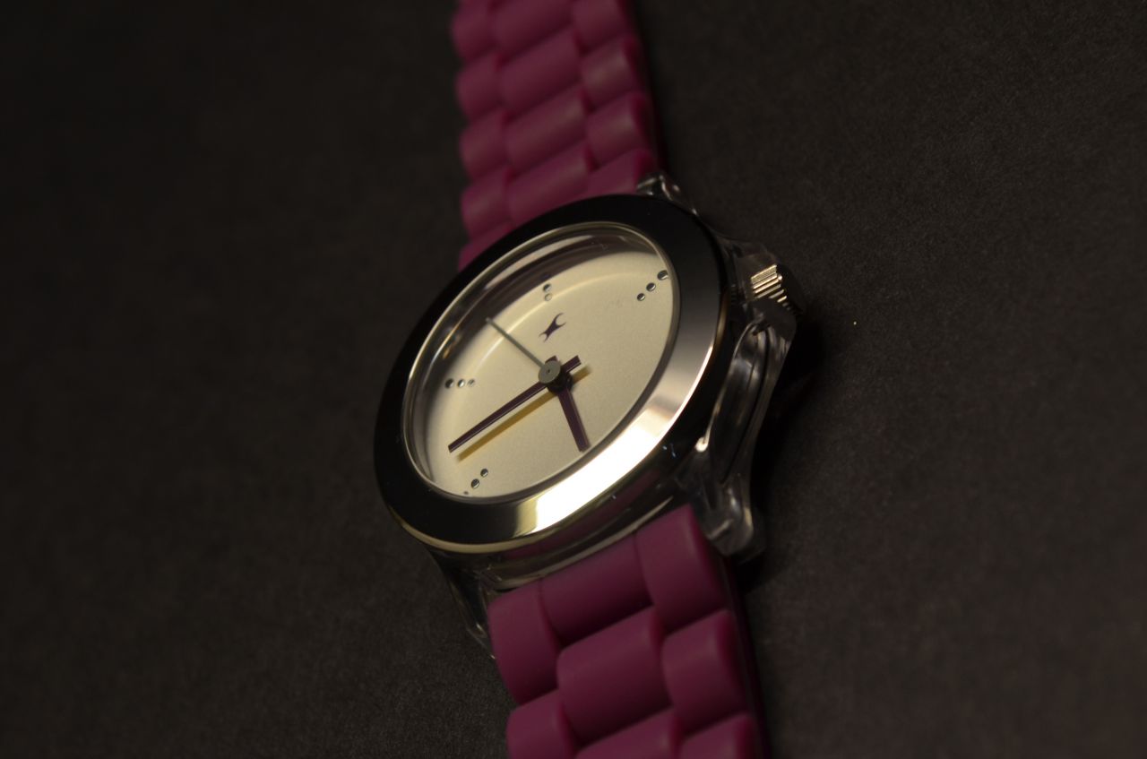 
									Watch Side View Stock Free