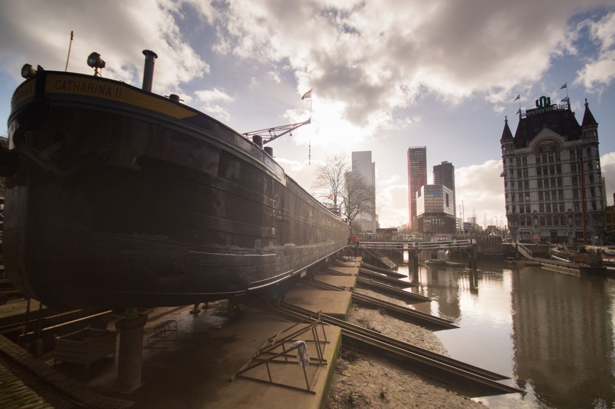 Ship on the dock Stock Free