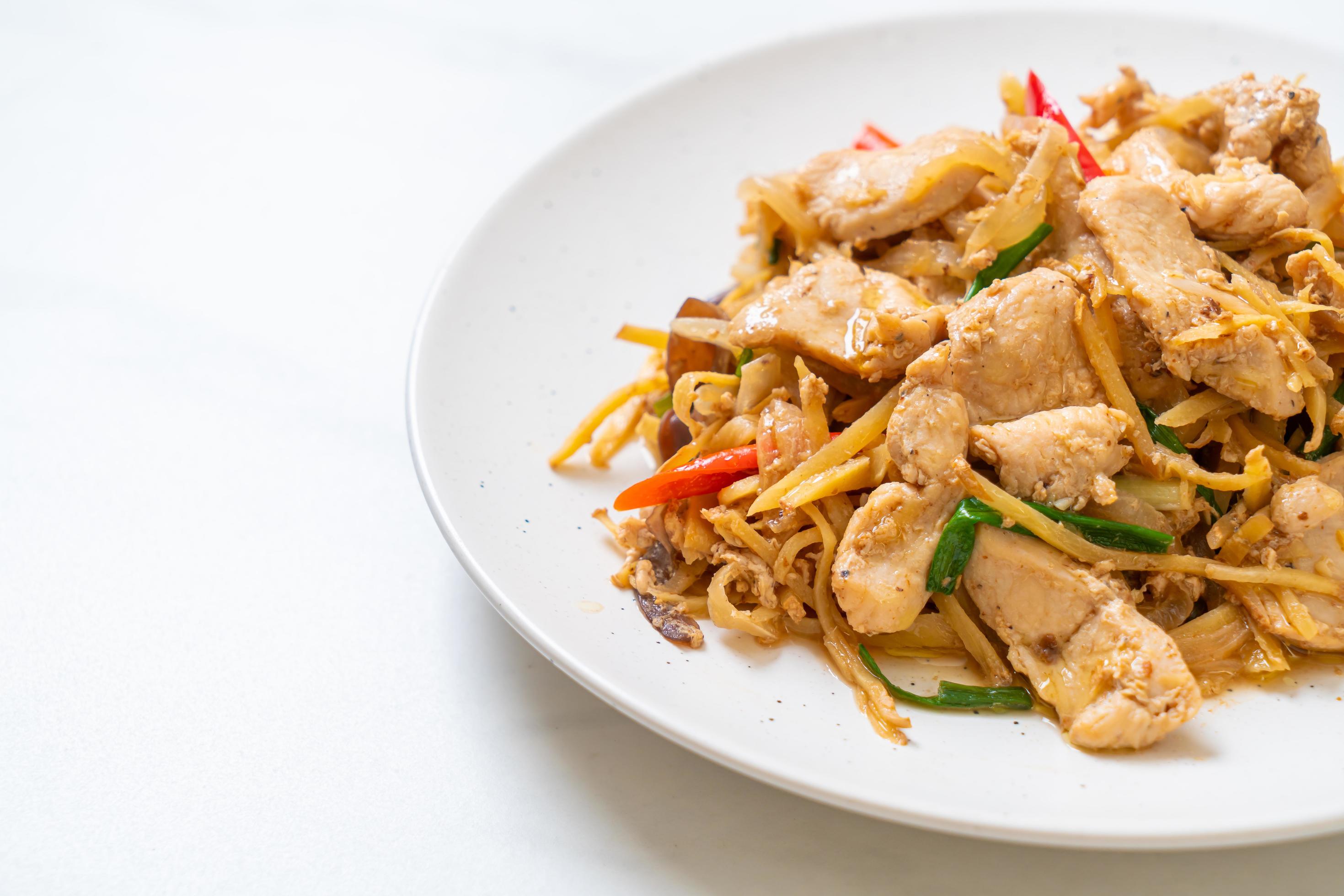 Stir-fried chicken with ginger – Asian food style Stock Free