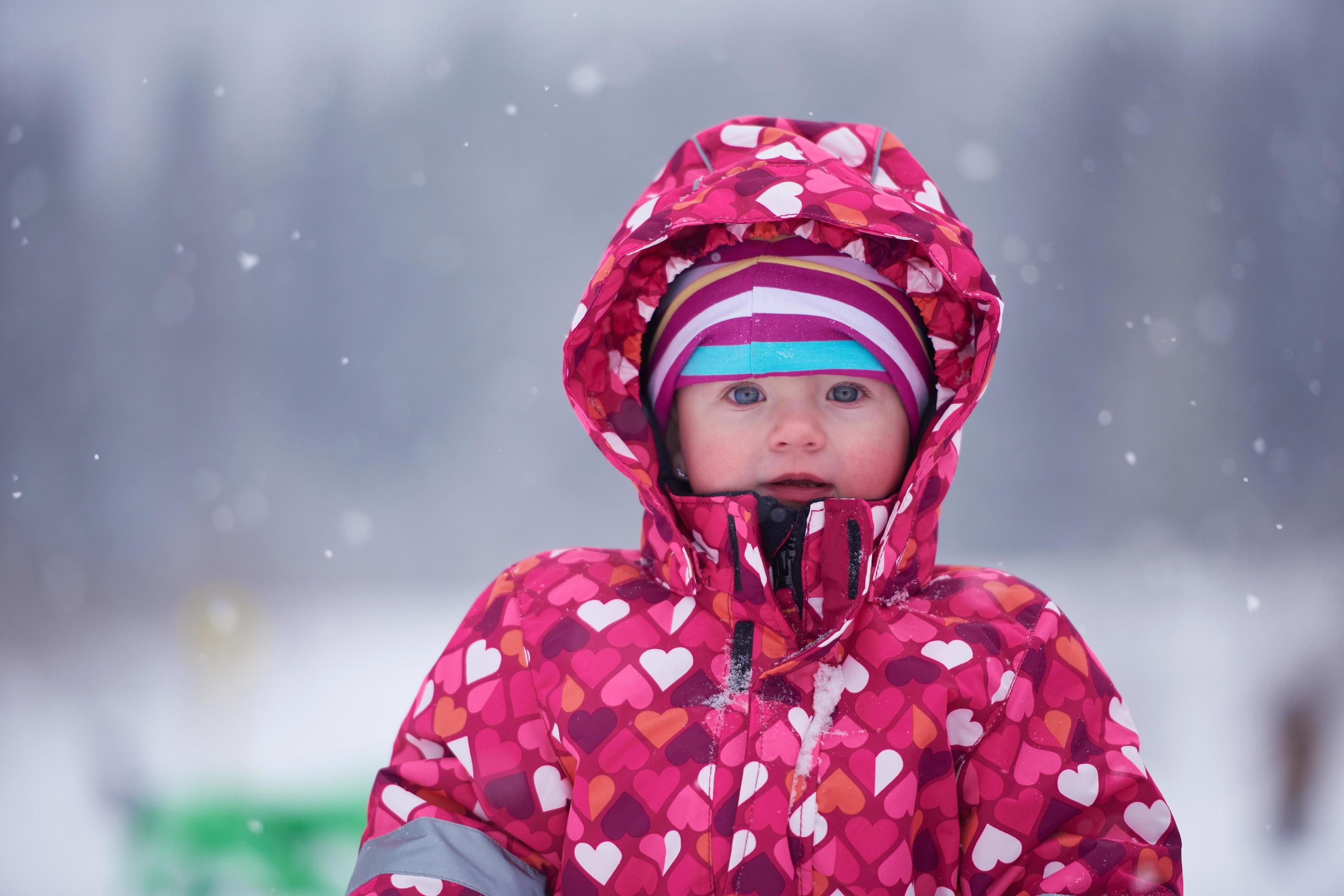 Family in winter landscape Stock Free