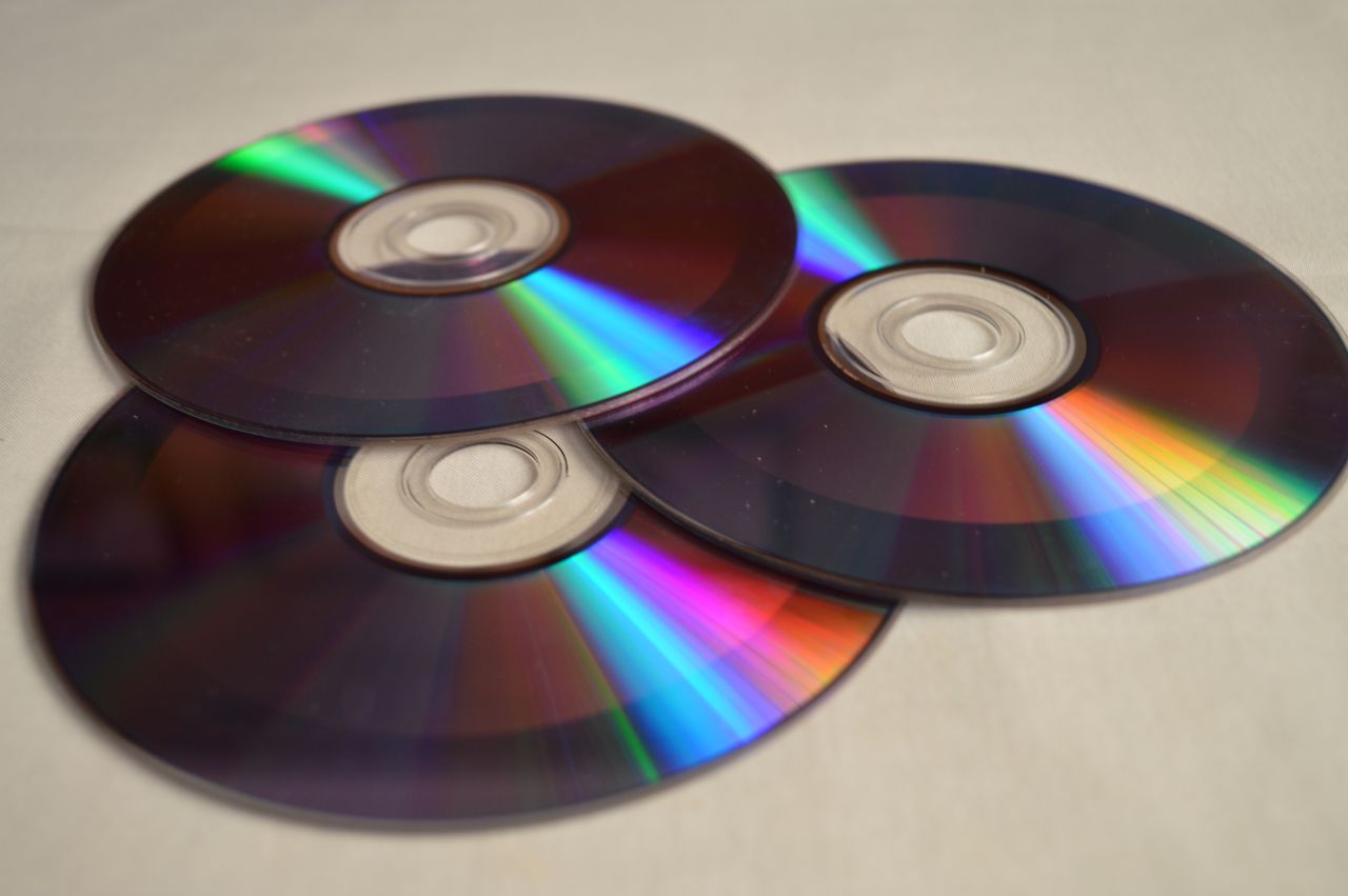 Compact Discs Stock Free