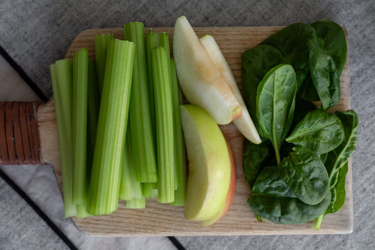 Green Smoothie Ingredients On A Linen Tablecloth Stock Free