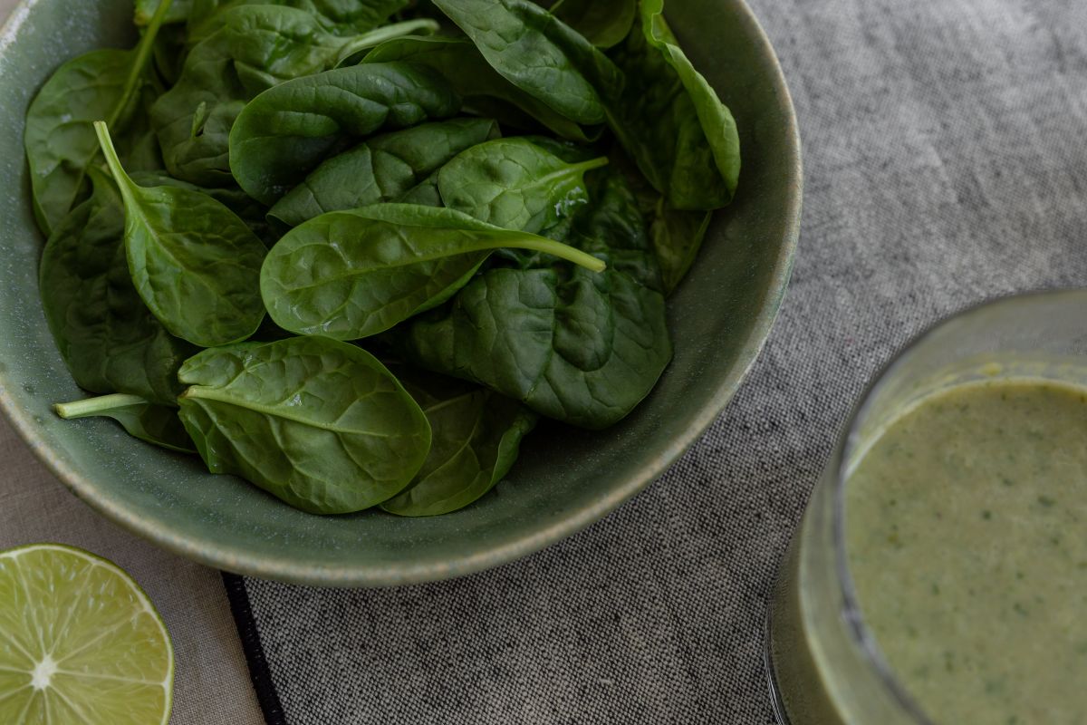 
									Green Smoothie Ingredients On A Linen Tablecloth Stock Free