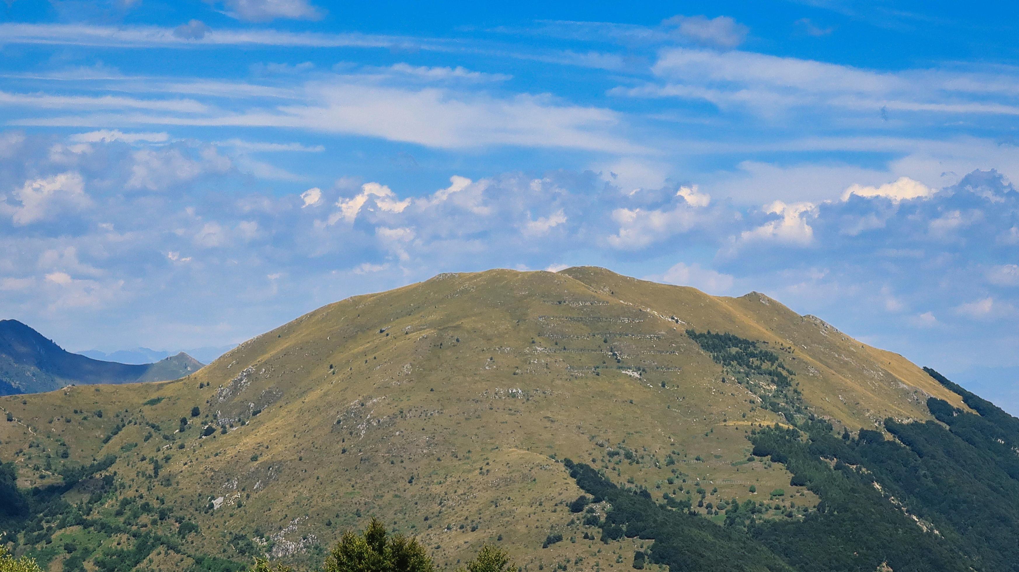 beautiful views of the mountains of Limone Piemonte, in the Piedmontese maritime alps, during a trekking in August of the summer of 2022 Stock Free