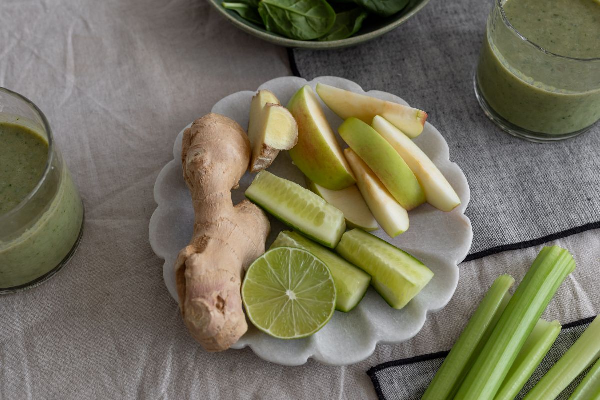 
									Green Smoothie Ingredients On A Linen Tablecloth Stock Free