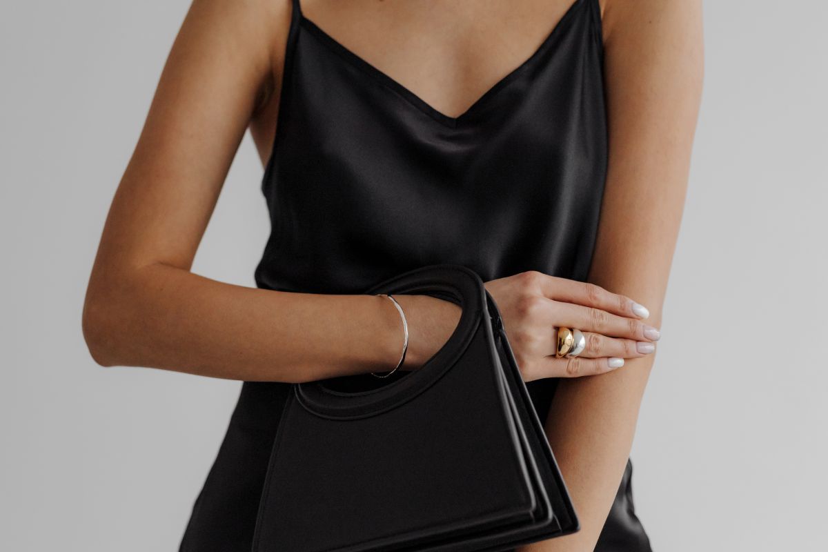 Chic Minimalism – Black Fashion & Accessories – Dark Aesthetics Stock Free