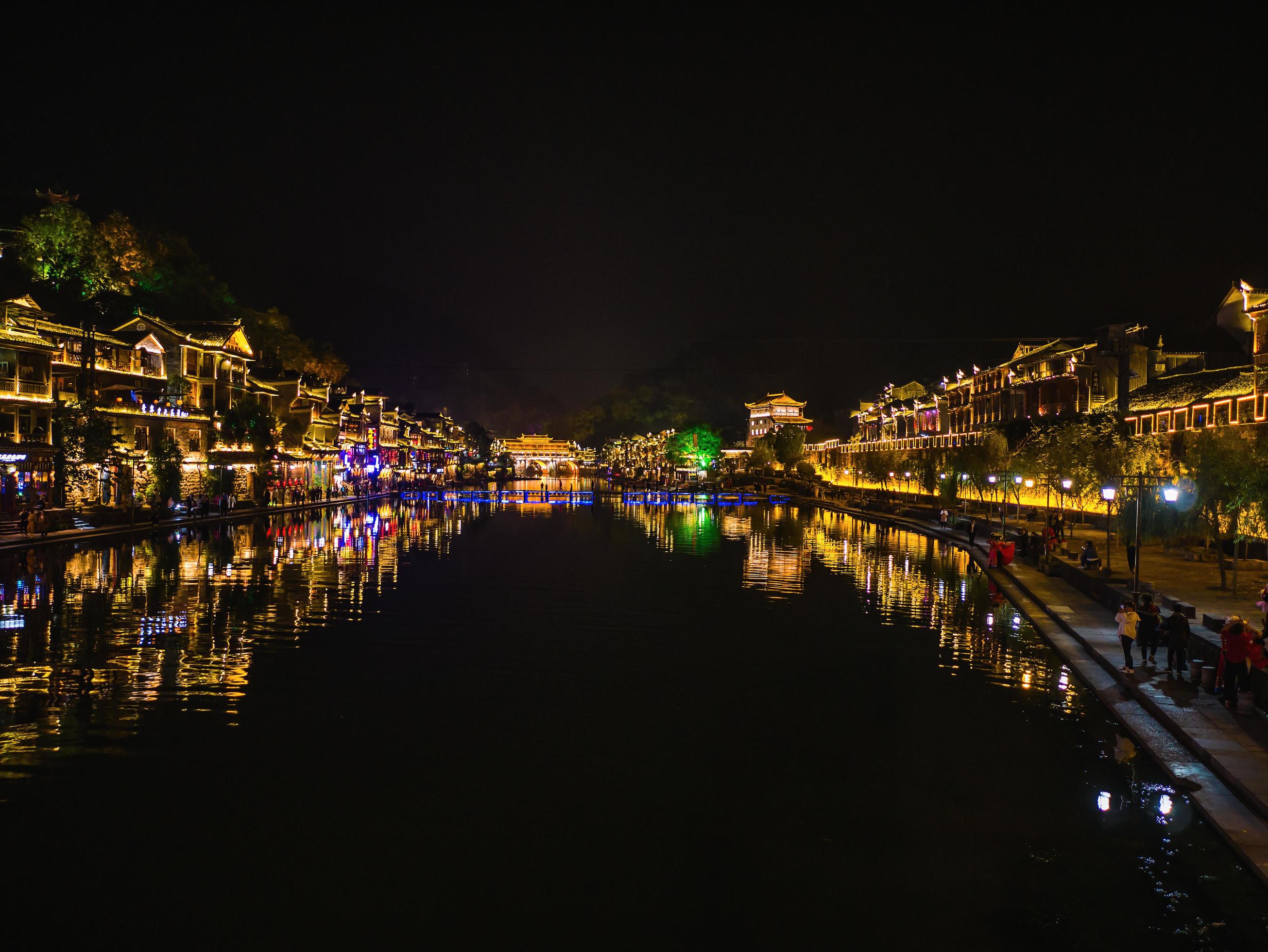 Scenery view in the night of fenghuang old town .phoenix ancient town or Fenghuang County is a county of Hunan Province, China Stock Free