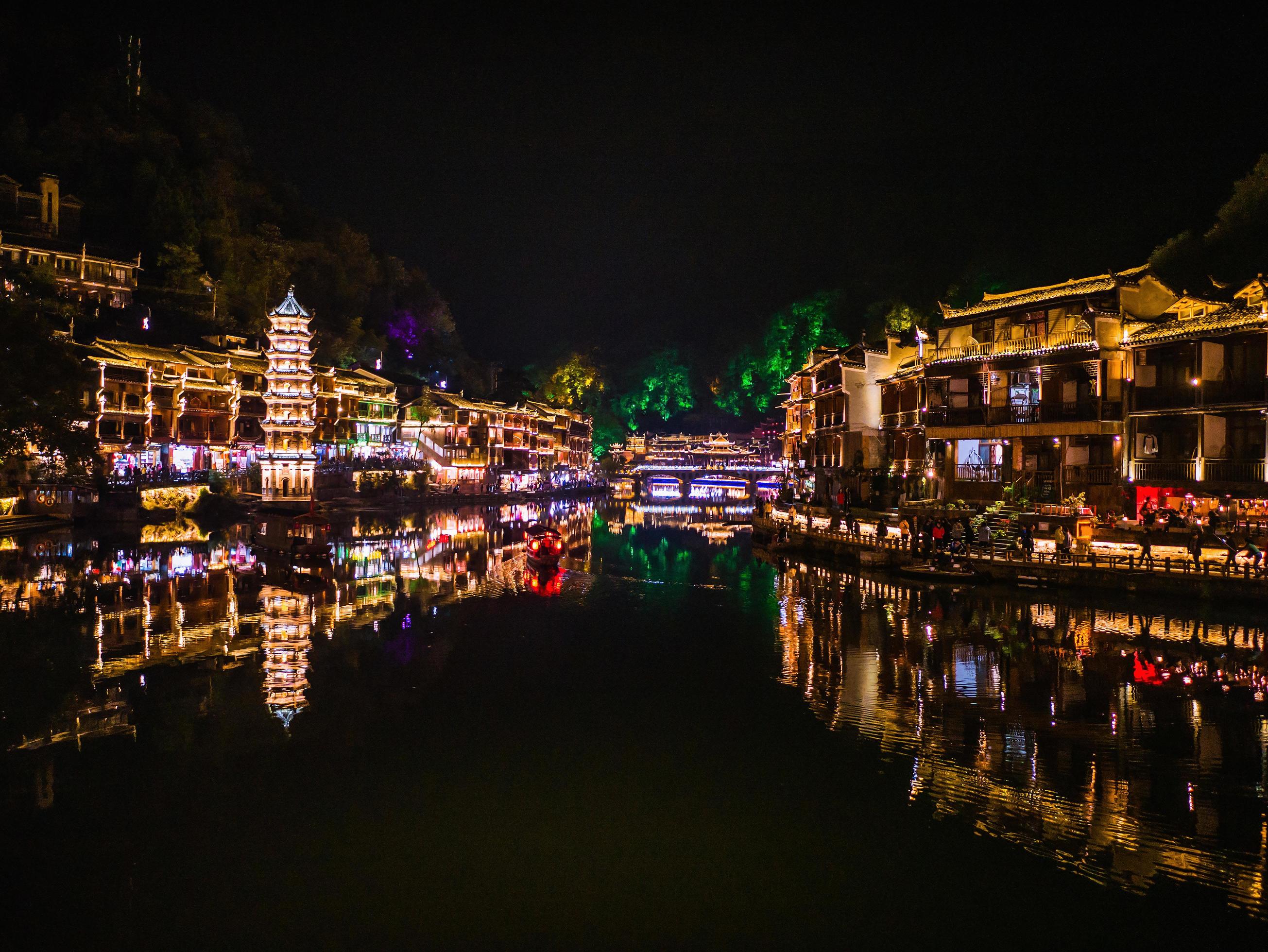 Scenery view in the night of fenghuang old town .phoenix ancient town or Fenghuang County is a county of Hunan Province, China Stock Free