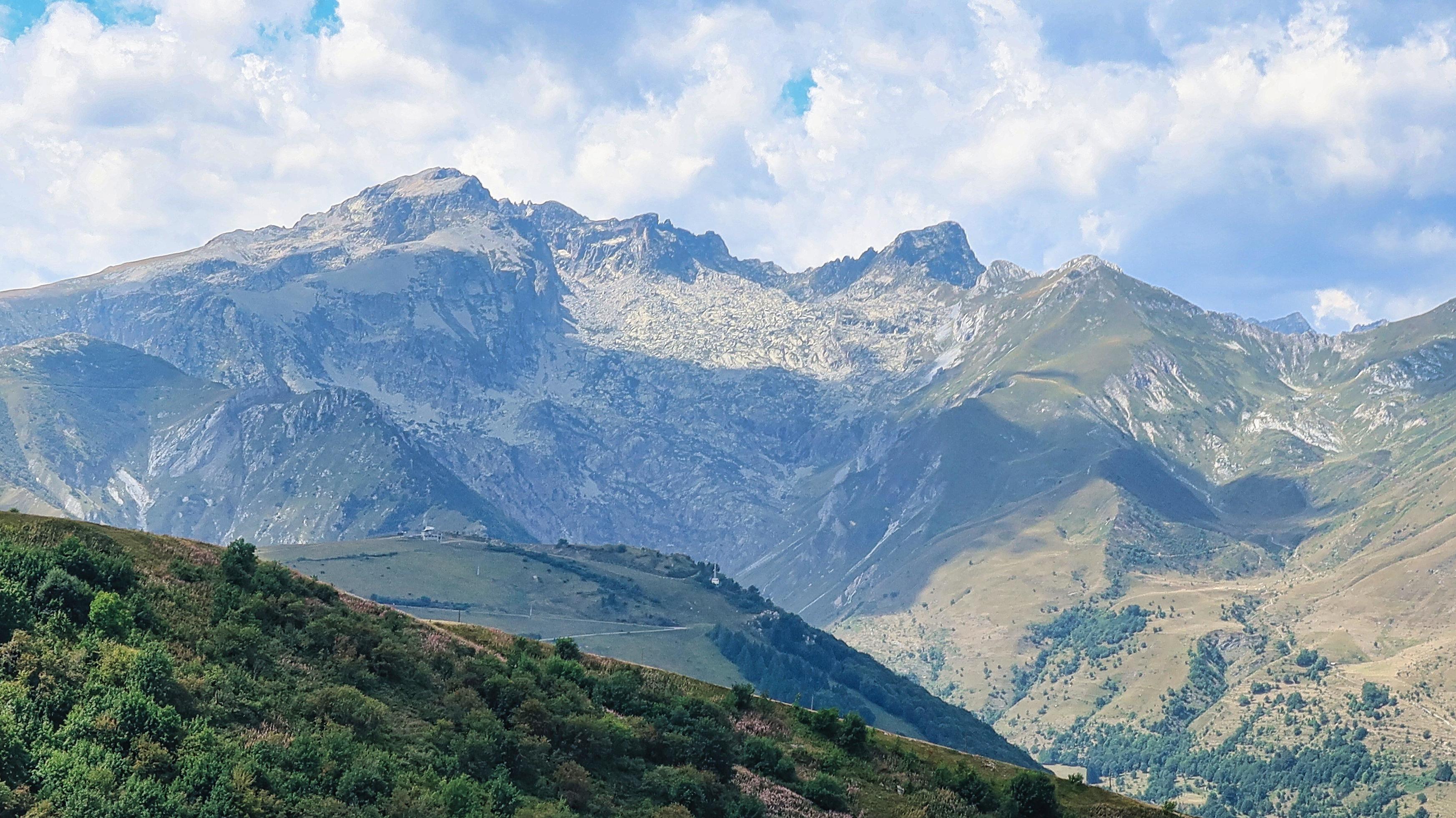 beautiful views of the mountains of Limone Piemonte, in the Piedmontese maritime alps, during a trekking in August of the summer of 2022 Stock Free