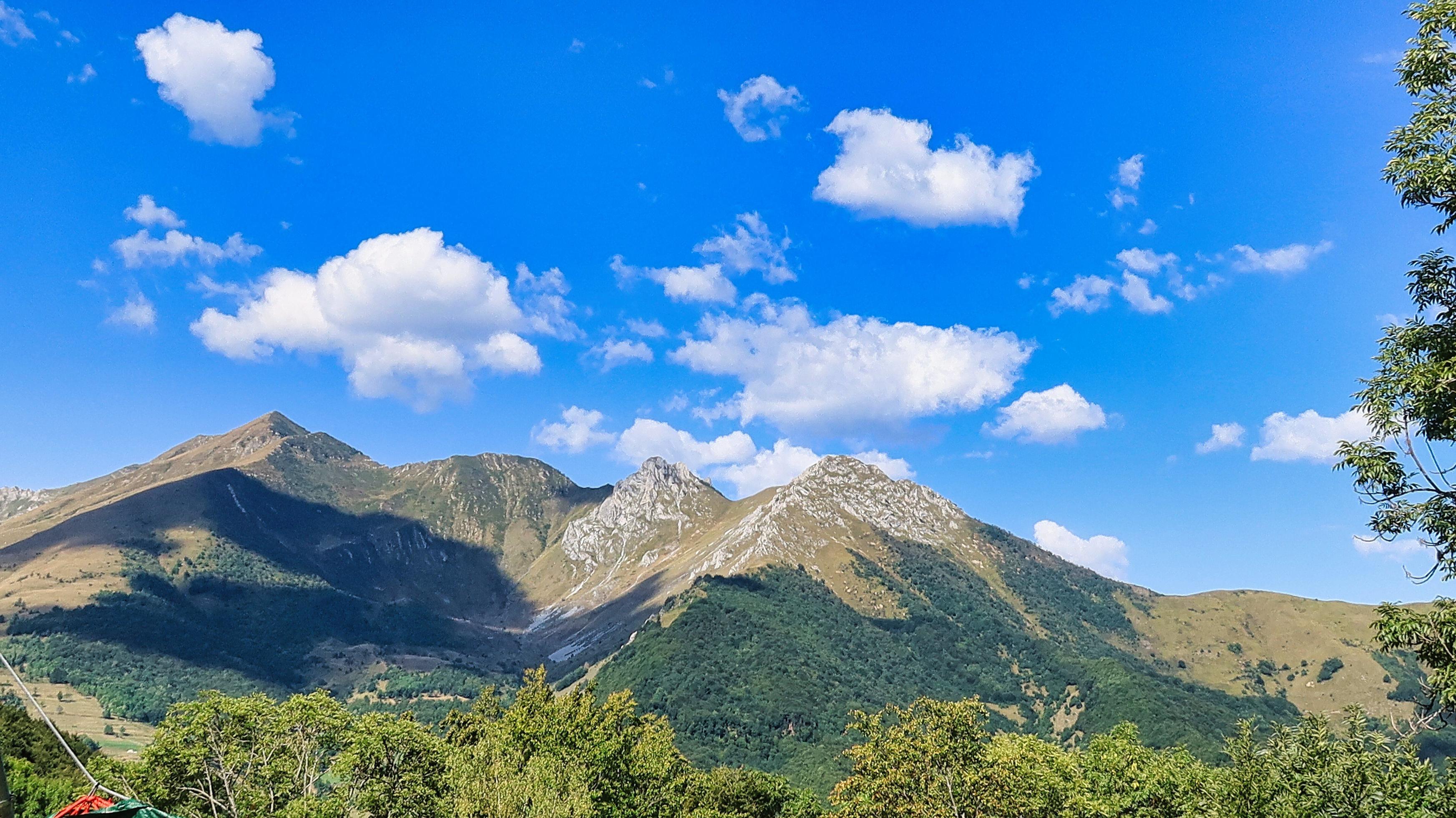 beautiful views of the mountains of Limone Piemonte, in the Piedmontese maritime alps, during a trekking in August of the summer of 2022 Stock Free