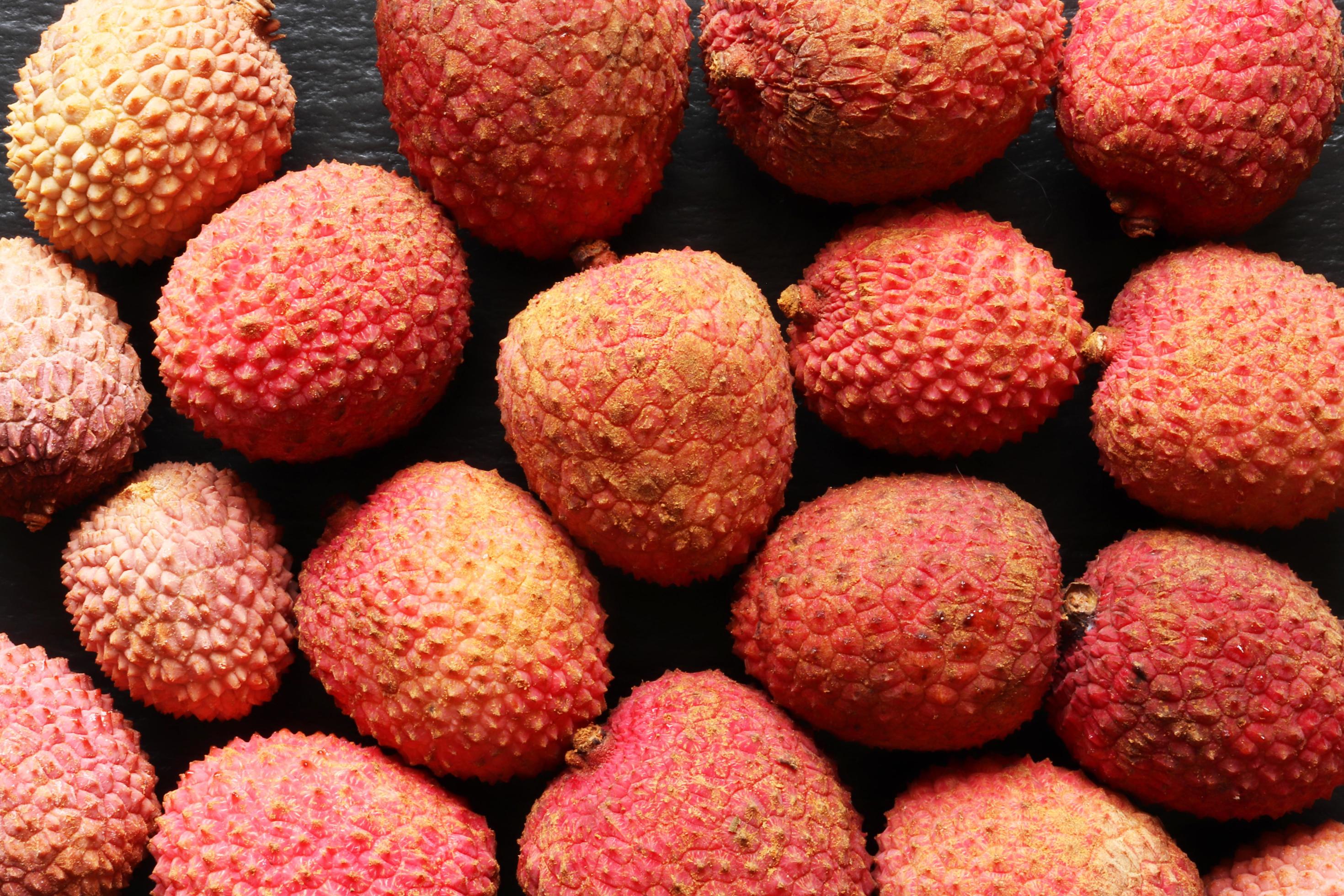 Many lychees for food background Stock Free