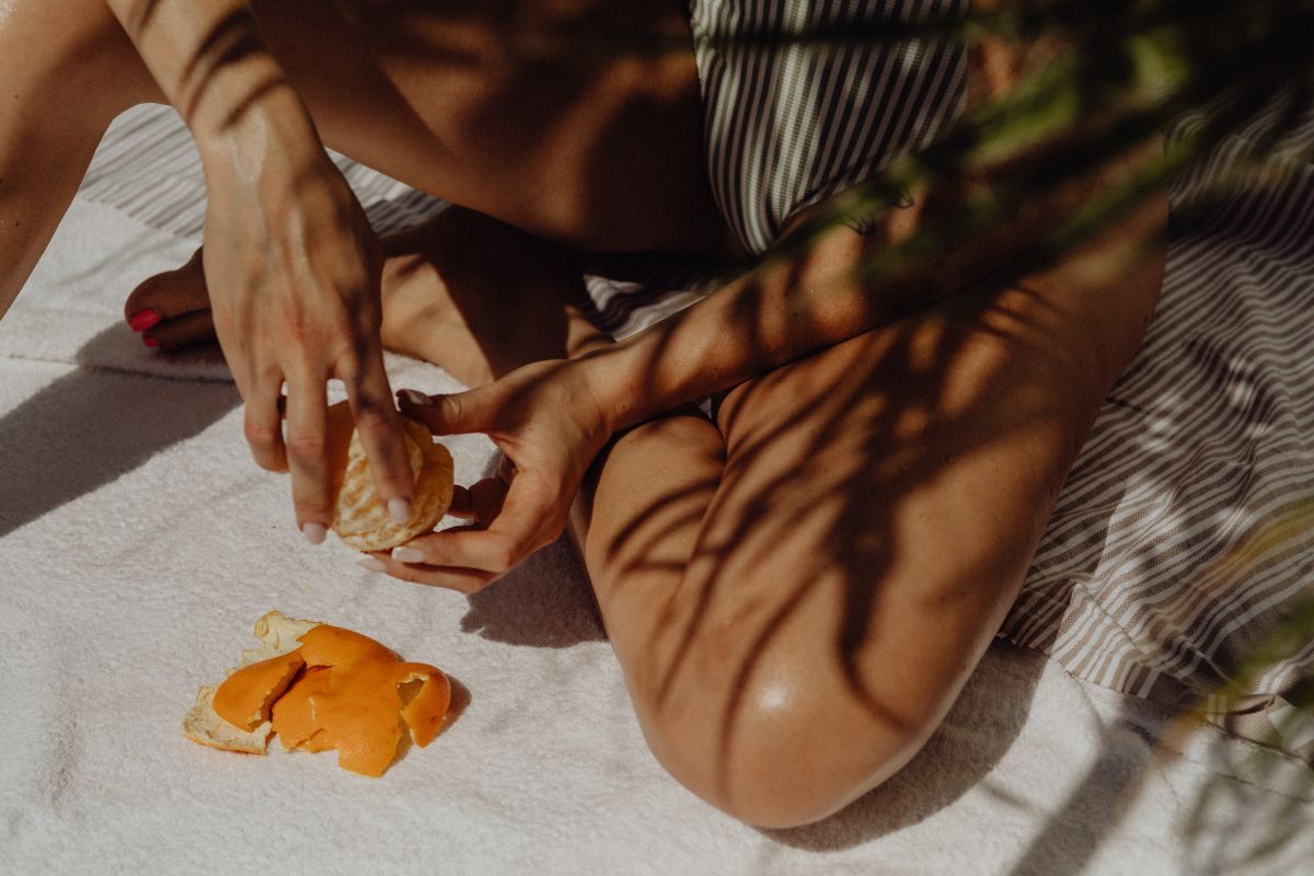 
									Golden Glow – Embracing Beach Vibes and the Perfect Tan Stock Free
